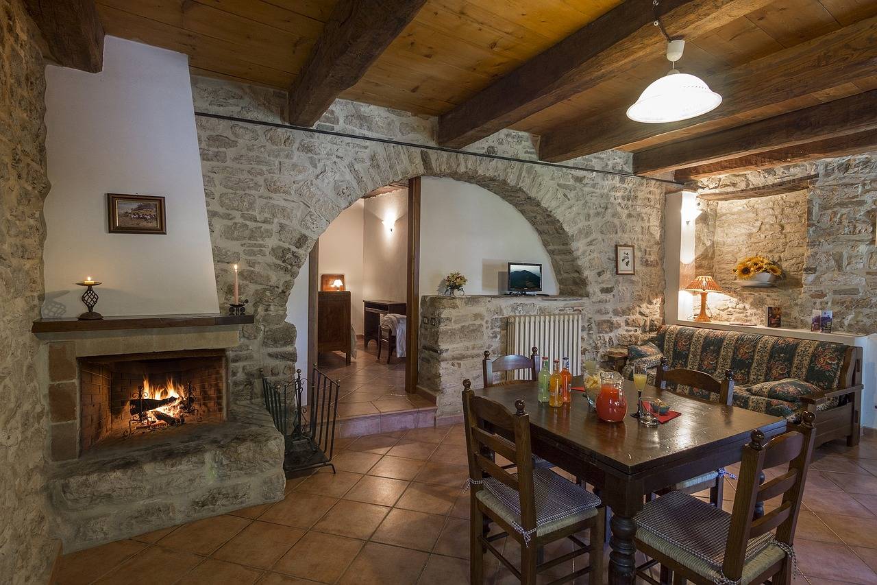 Expert Chimney and Fireplace Services in Dover, Massachusetts
